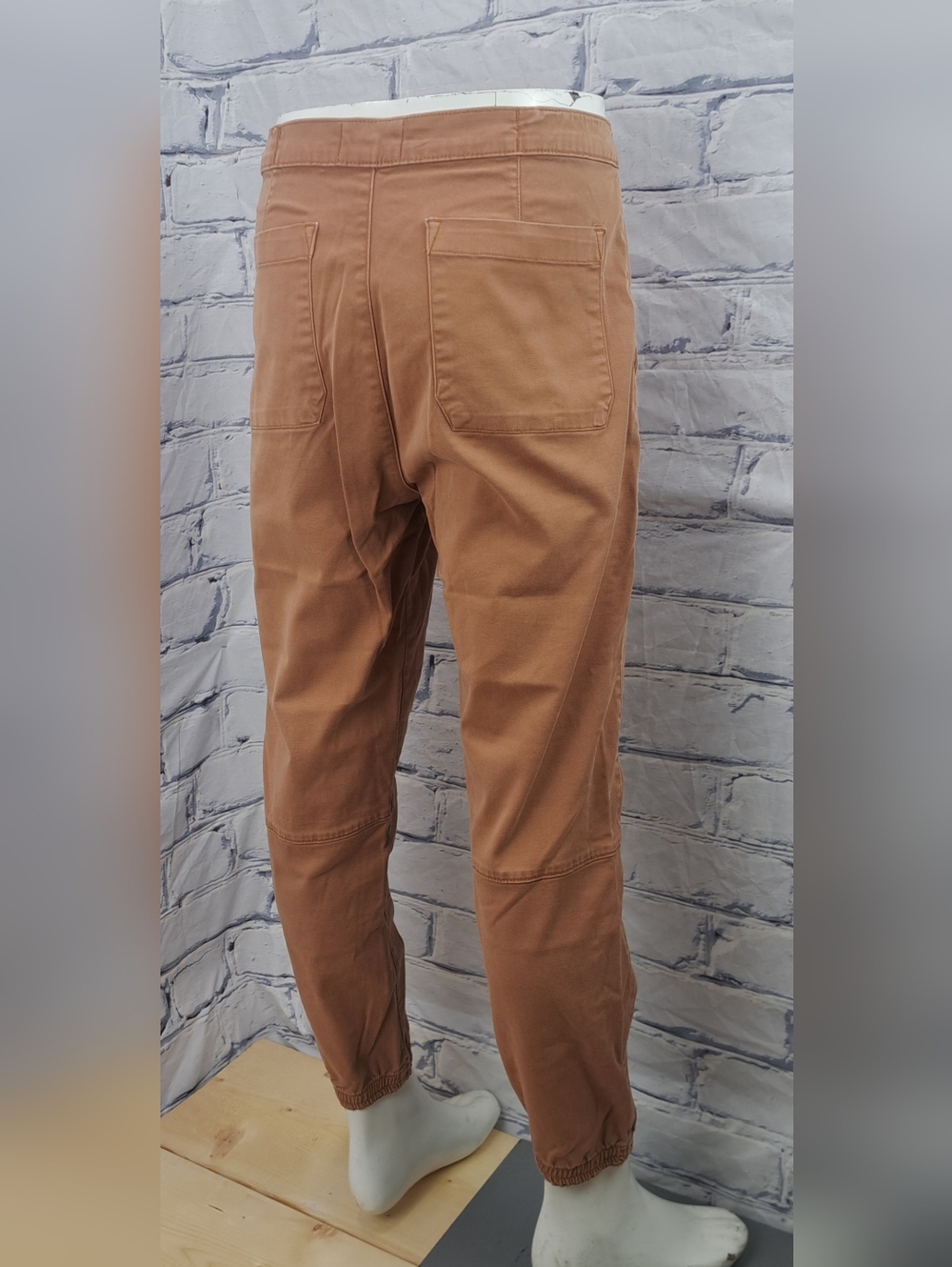 DU/ER Women's Live Free High Rise Jogger Sand Tencel Cotton Duer $140 32x28 - Picture 15 of 16